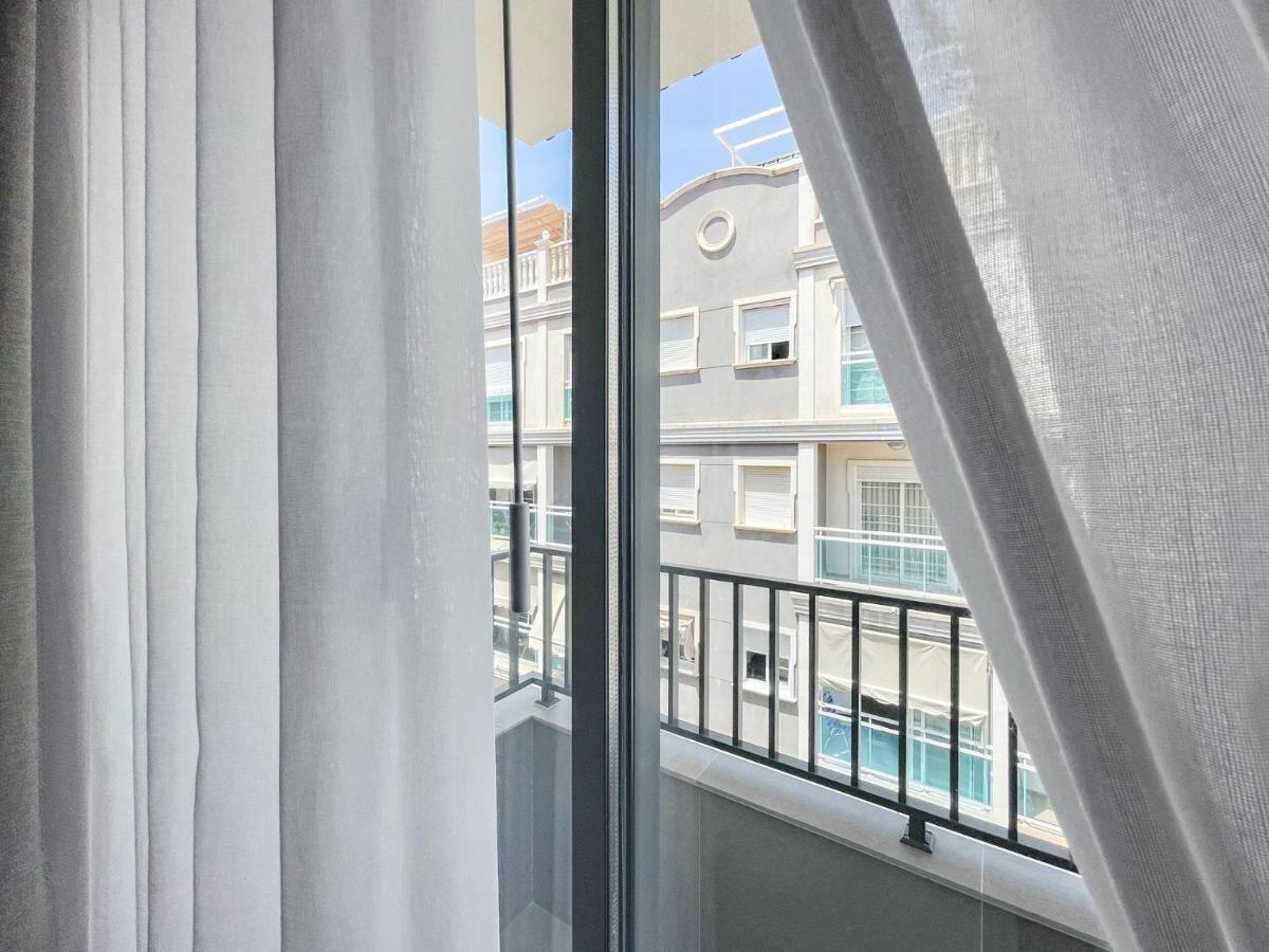 Hotel Quatre Llunes ซานตาโปลา ภายนอก รูปภาพ