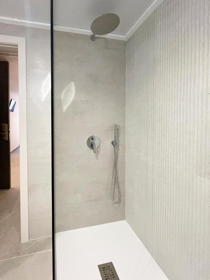 Hotel Quatre Llunes ซานตาโปลา ภายนอก รูปภาพ